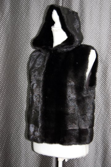 ブラックミンク　フーディーベストの画像
