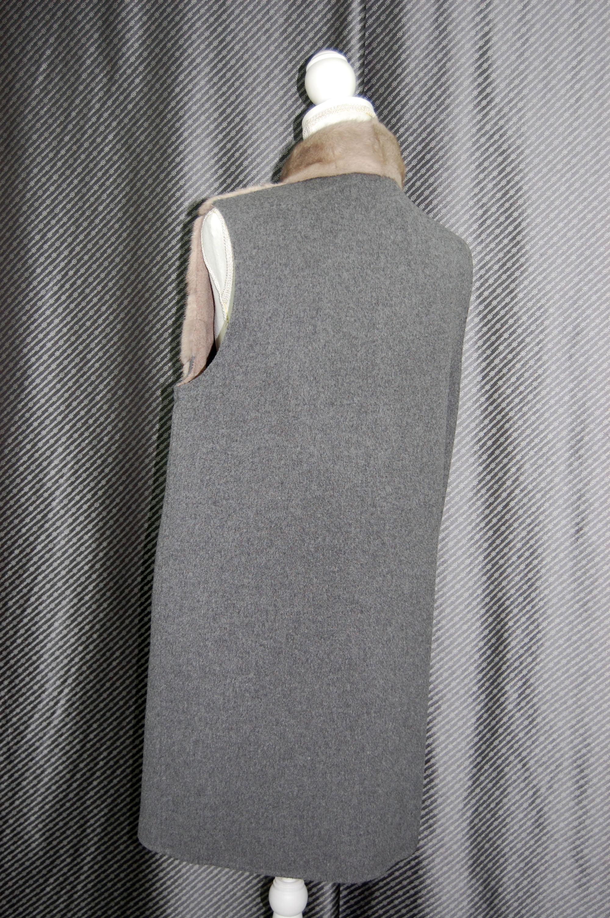 ミンク＆ウール　ダブルフェイスロングベストの画像