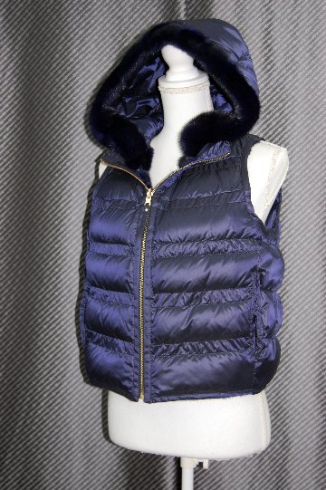 ミンク＆ダウン　フーディーベストの画像