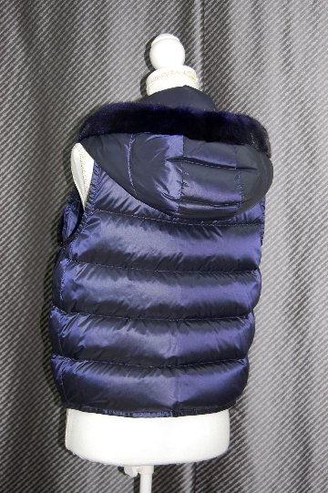 ミンク＆ダウン　フーディーベストの画像