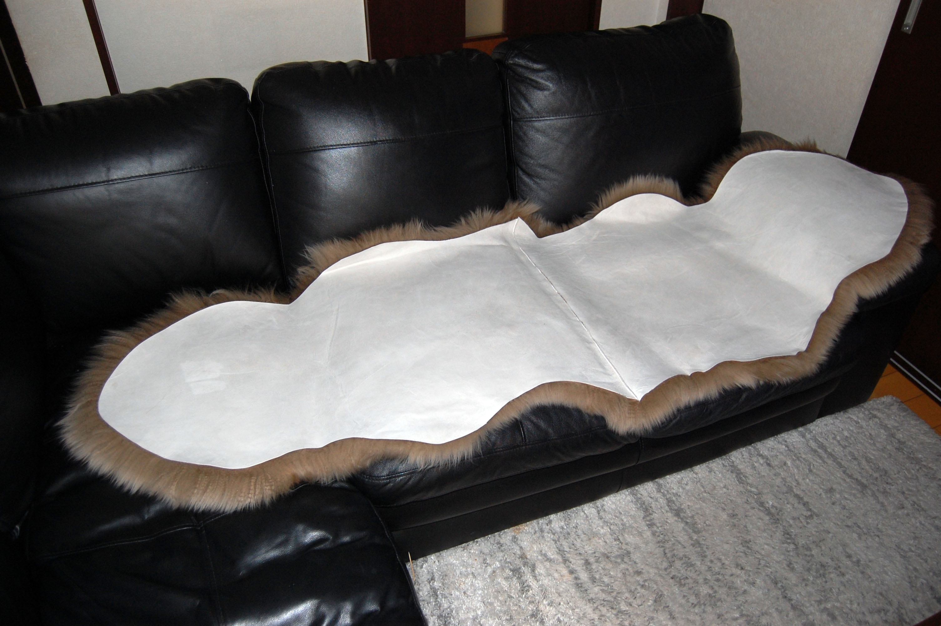 長毛ムートン　2枚物ラグ（185cm）の画像