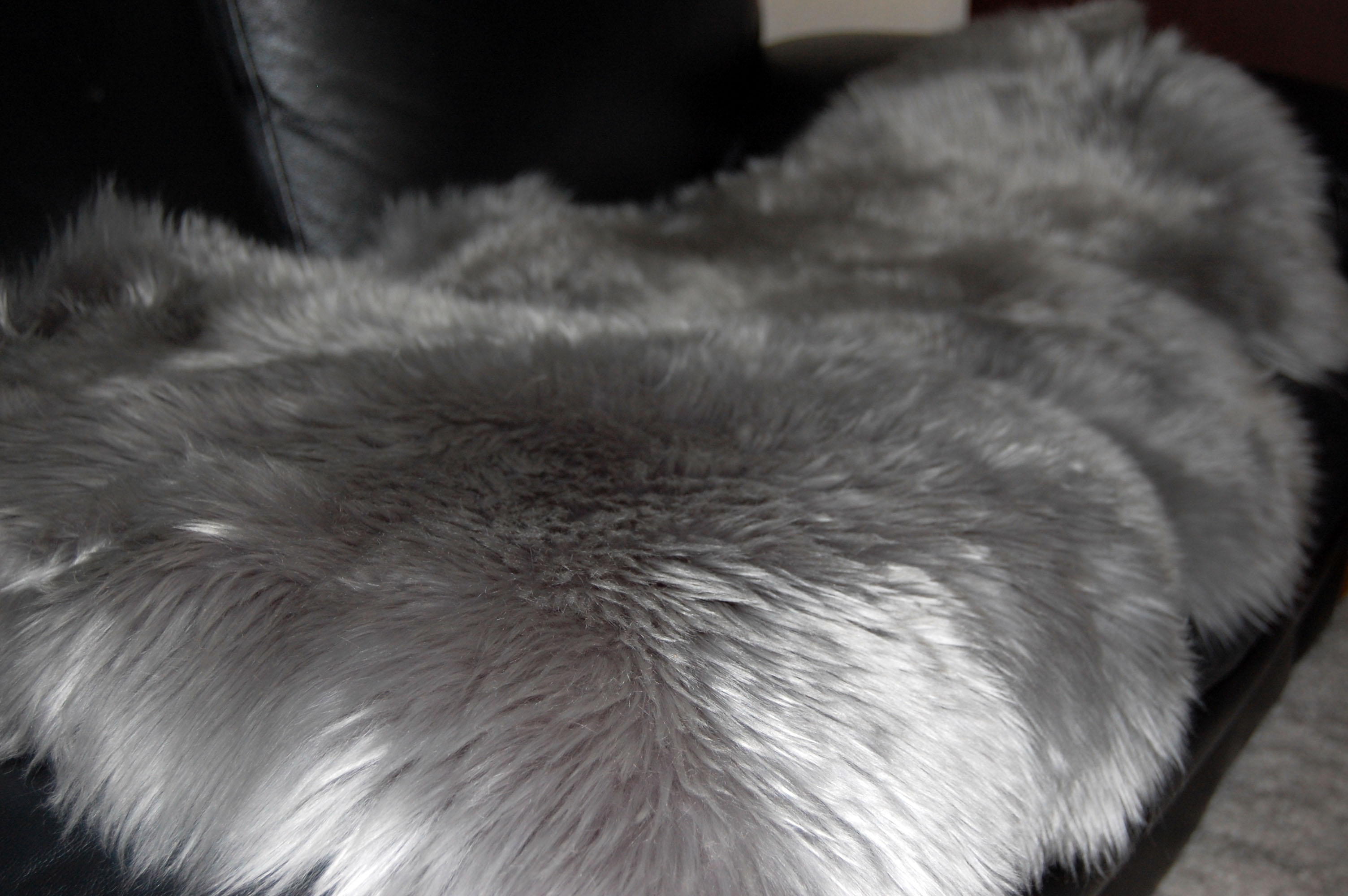 長毛ムートン　1.5枚物ラグ（125cm）の画像