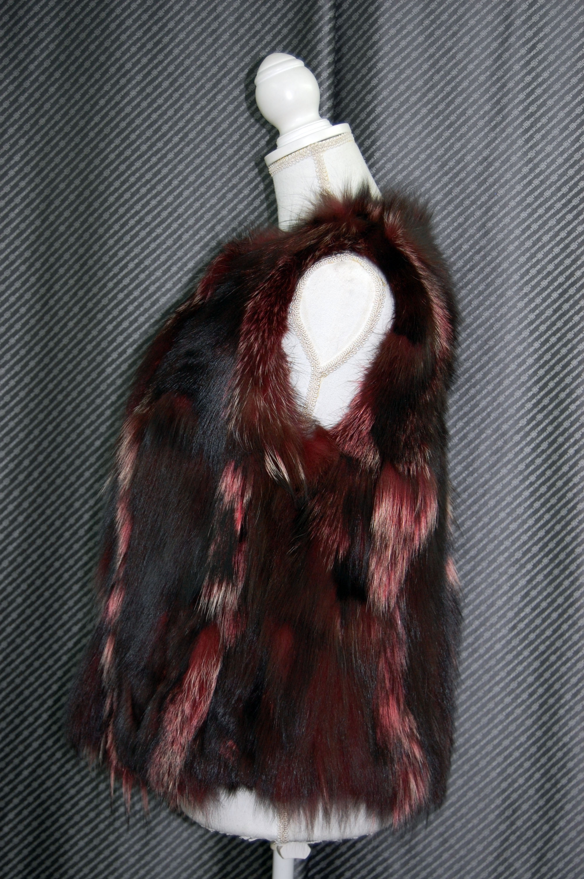 シルバーフォックス　ベストの画像