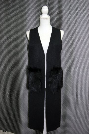 ウール混ニット　Vネックロングジレ　Foxポケット付の画像