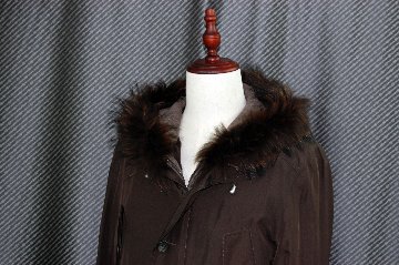 Men'sシェアードラビット＆カシミヤ混ウールニットライナー付　シルクコート　チャイナラクーントリムの画像