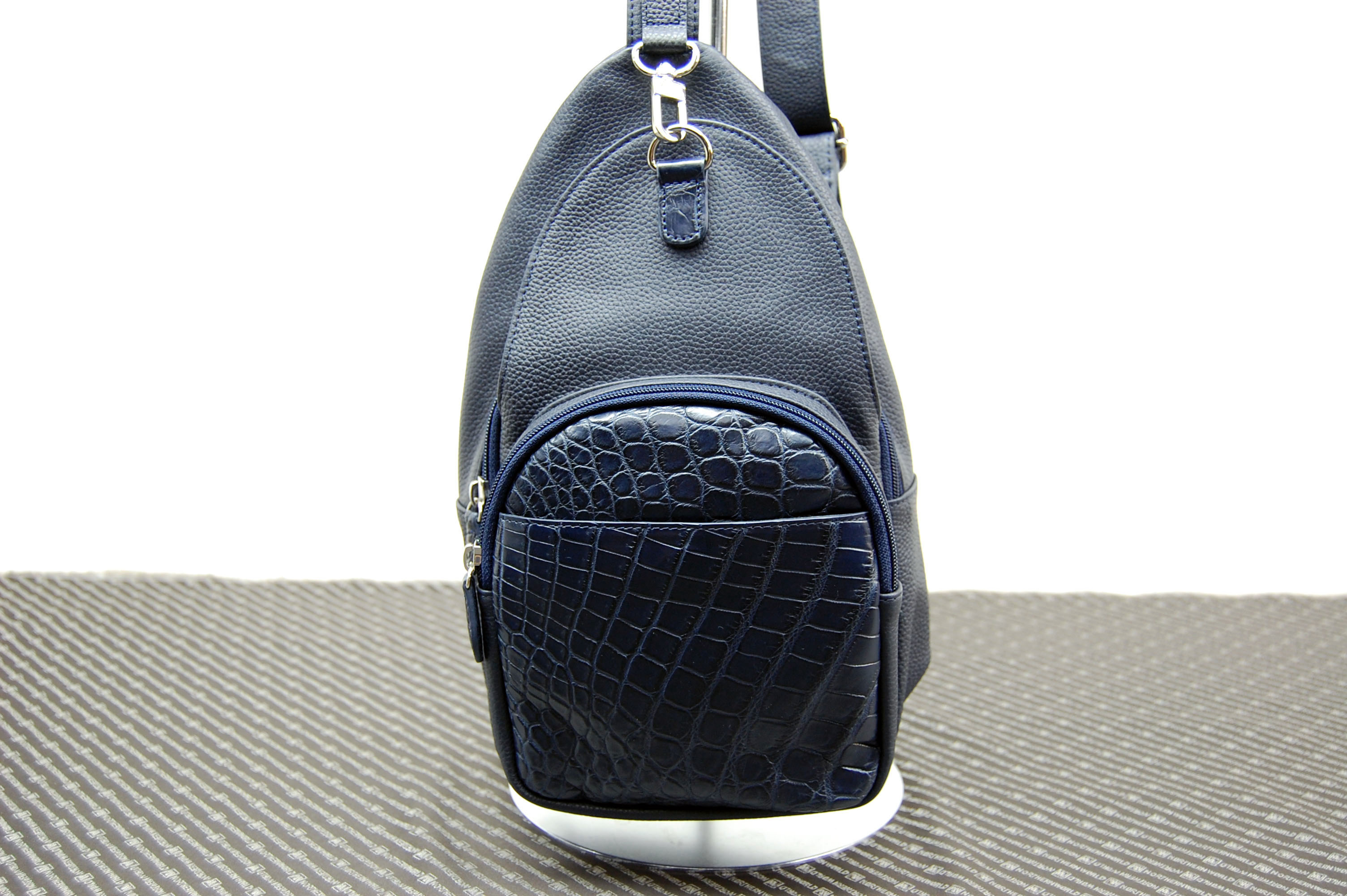 クロコ＆カーフレザー　ボディーバッグの画像