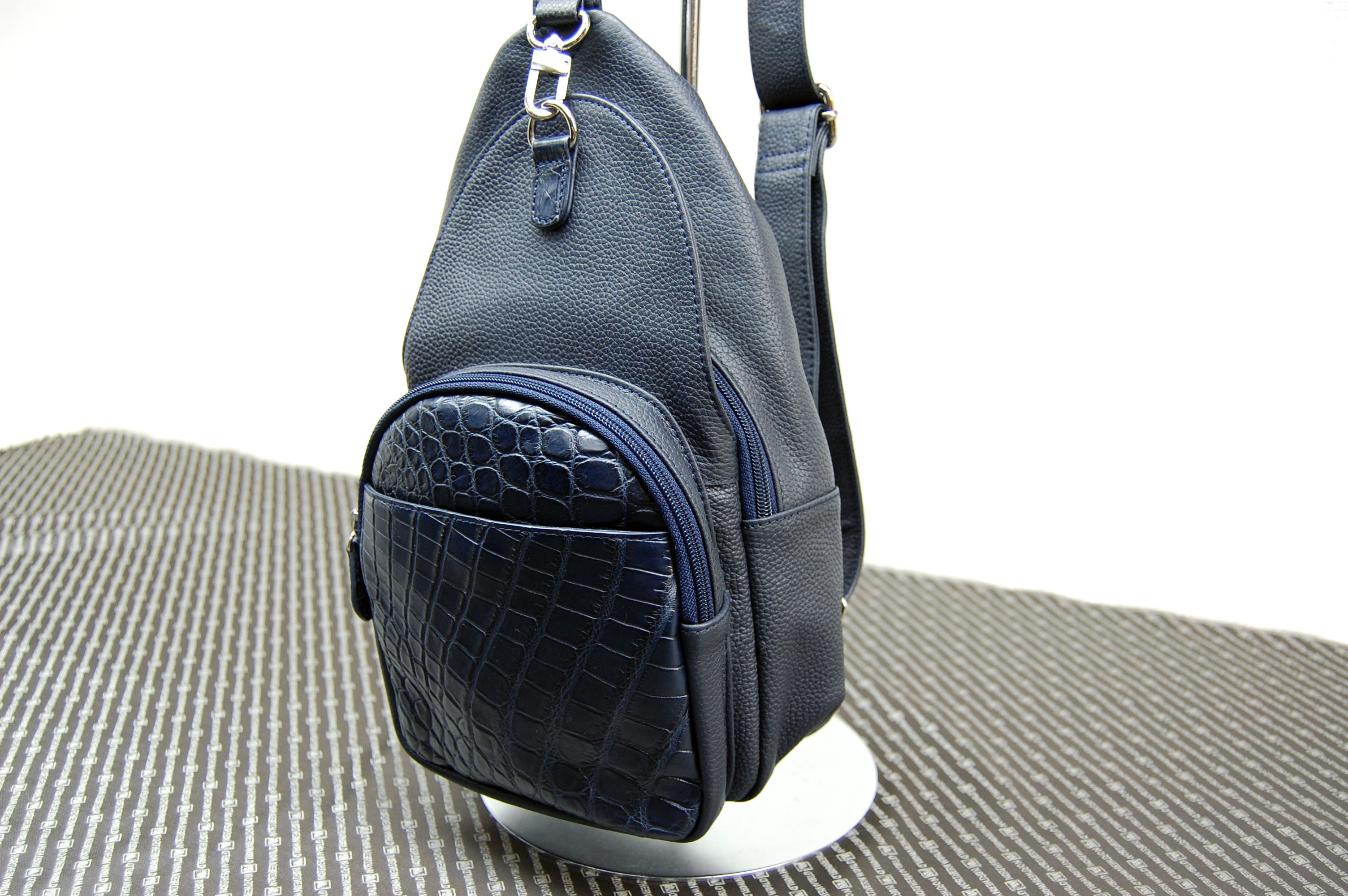 クロコ＆カーフレザー　ボディーバッグの画像