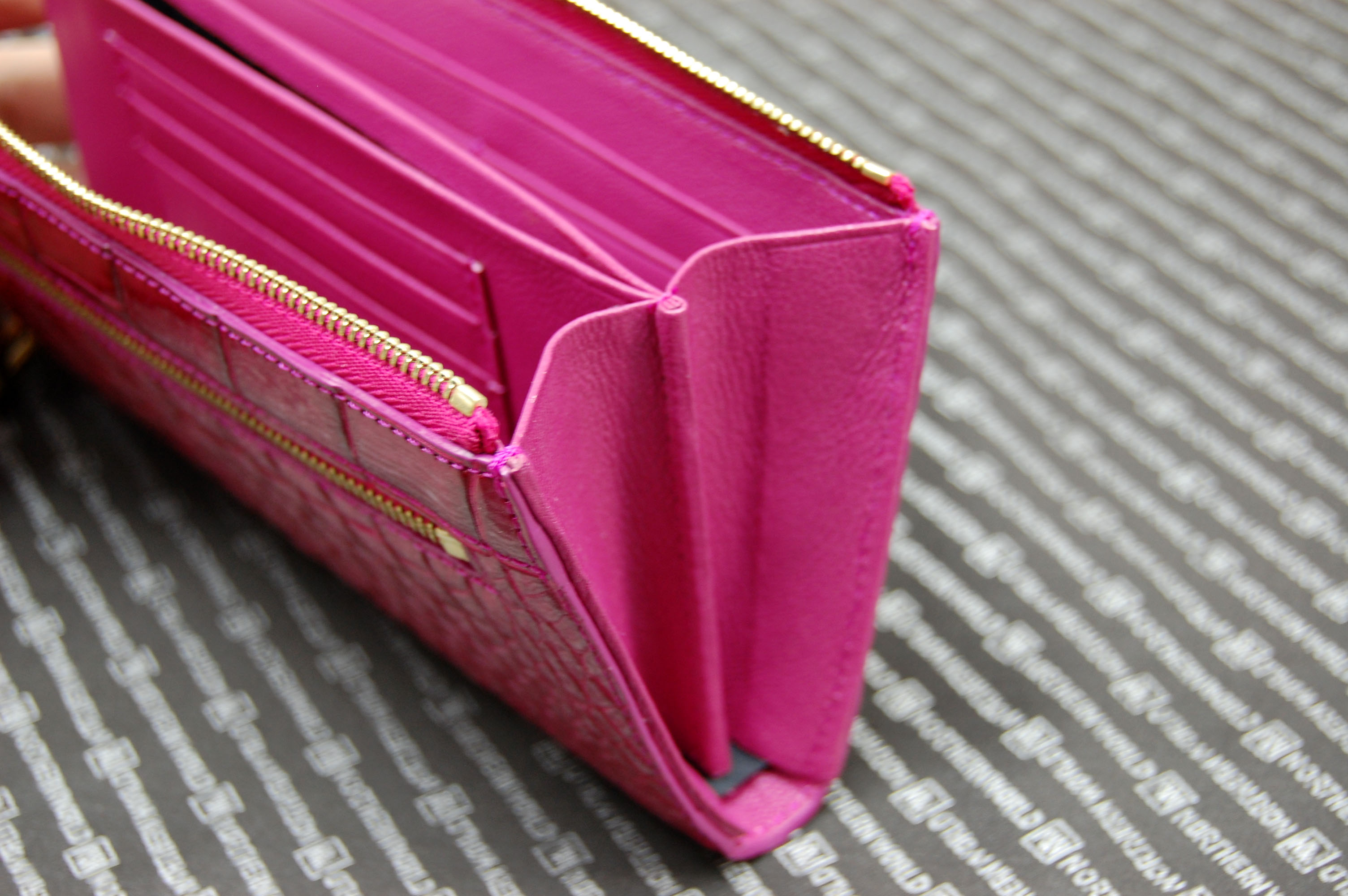 シャイニングクロコダイル　L字長財布の画像