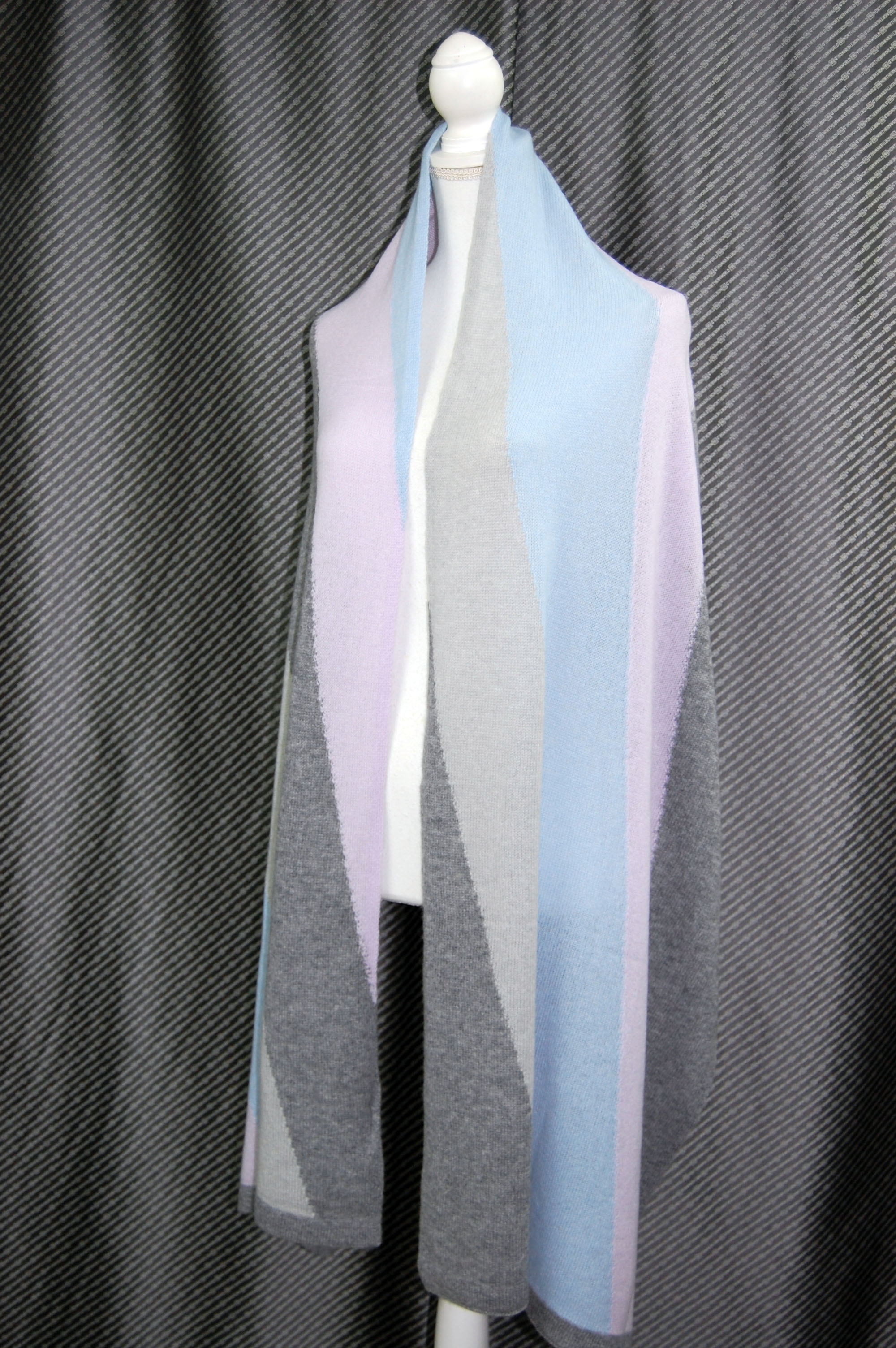 カシミヤニット　大判ストールの画像