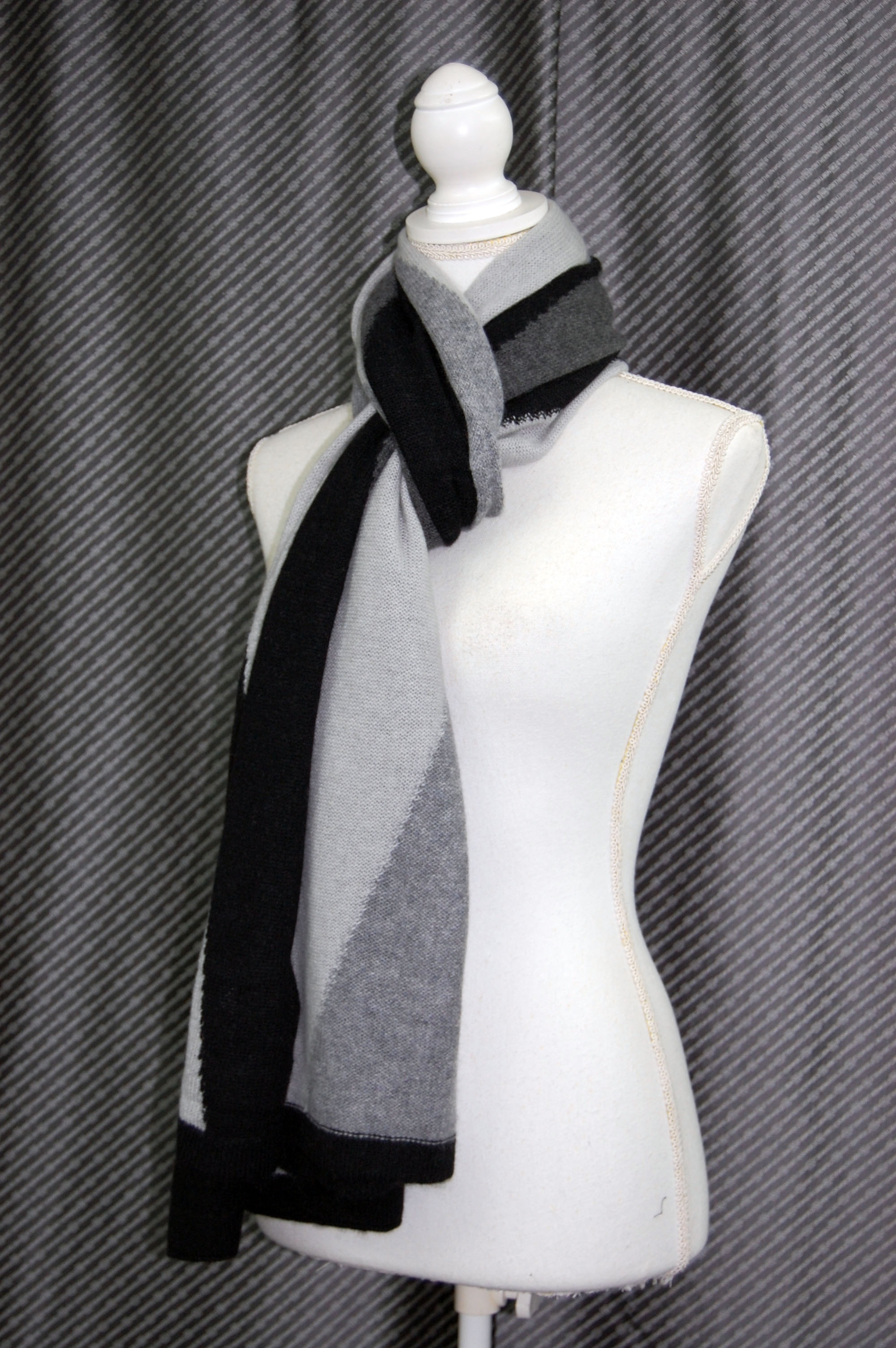 カシミヤニット　大判ストールの画像