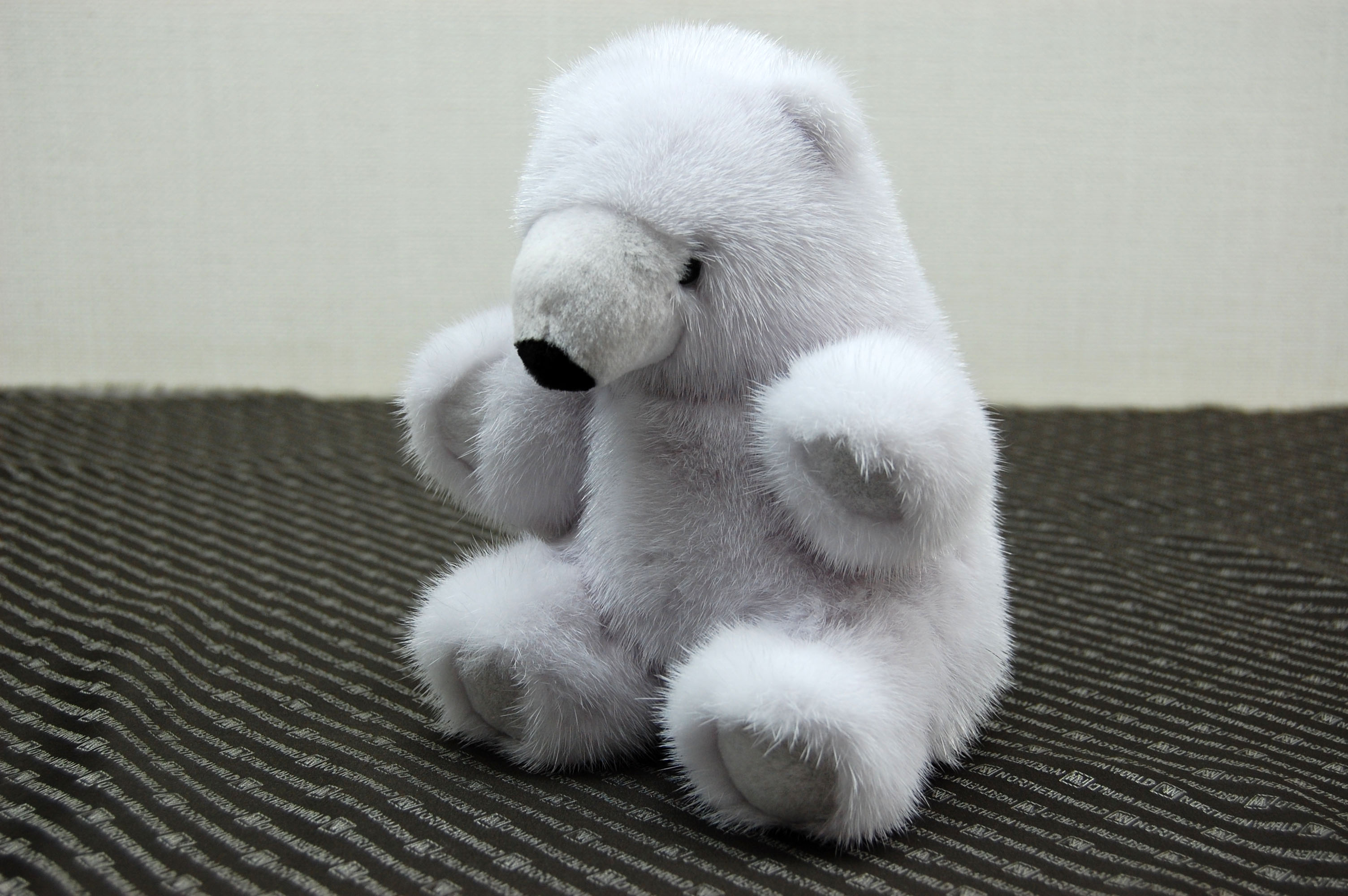 ミンク　ドール（ポーラーベア）の画像