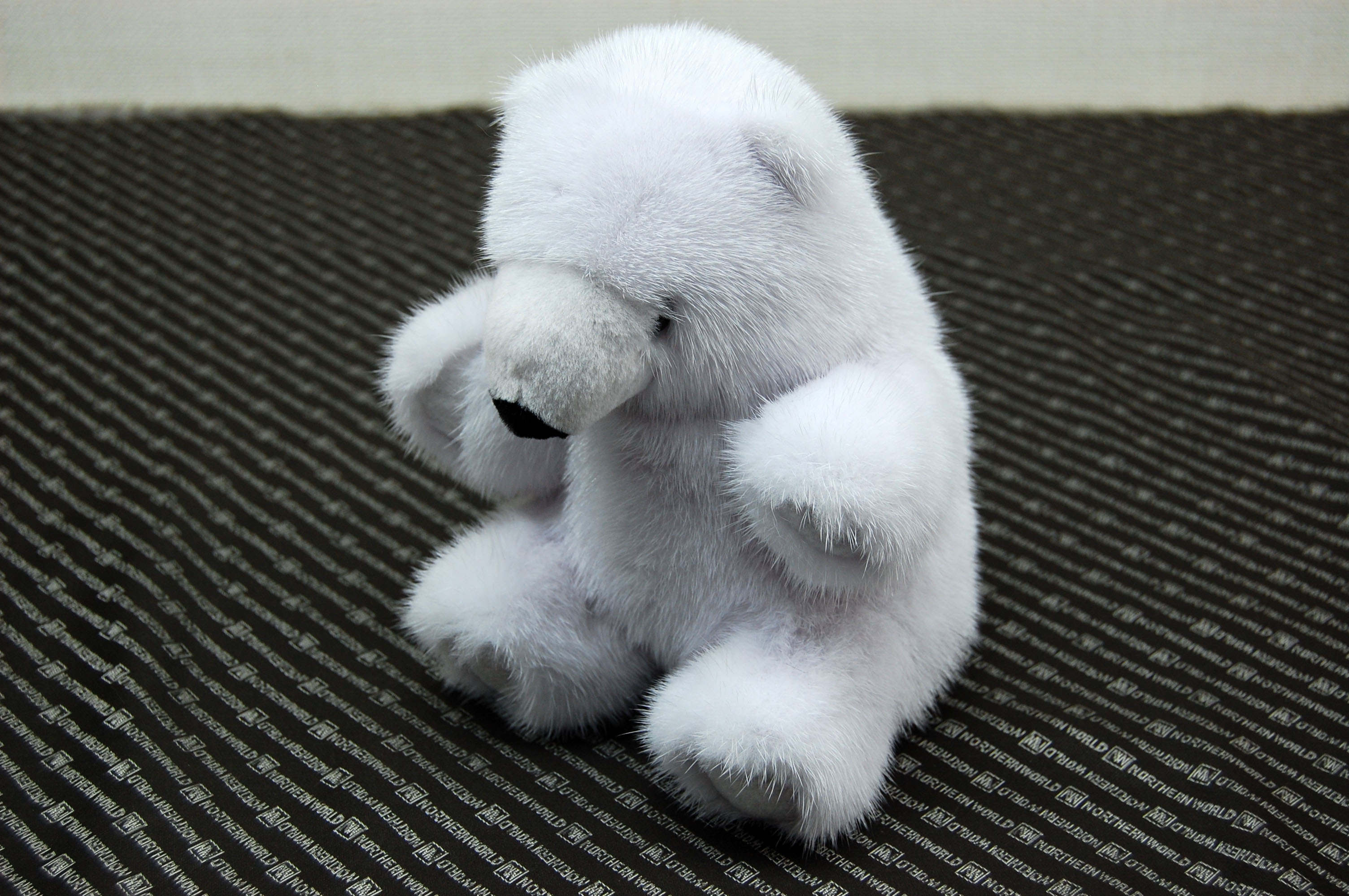 ミンク　ドール（ポーラーベア）の画像