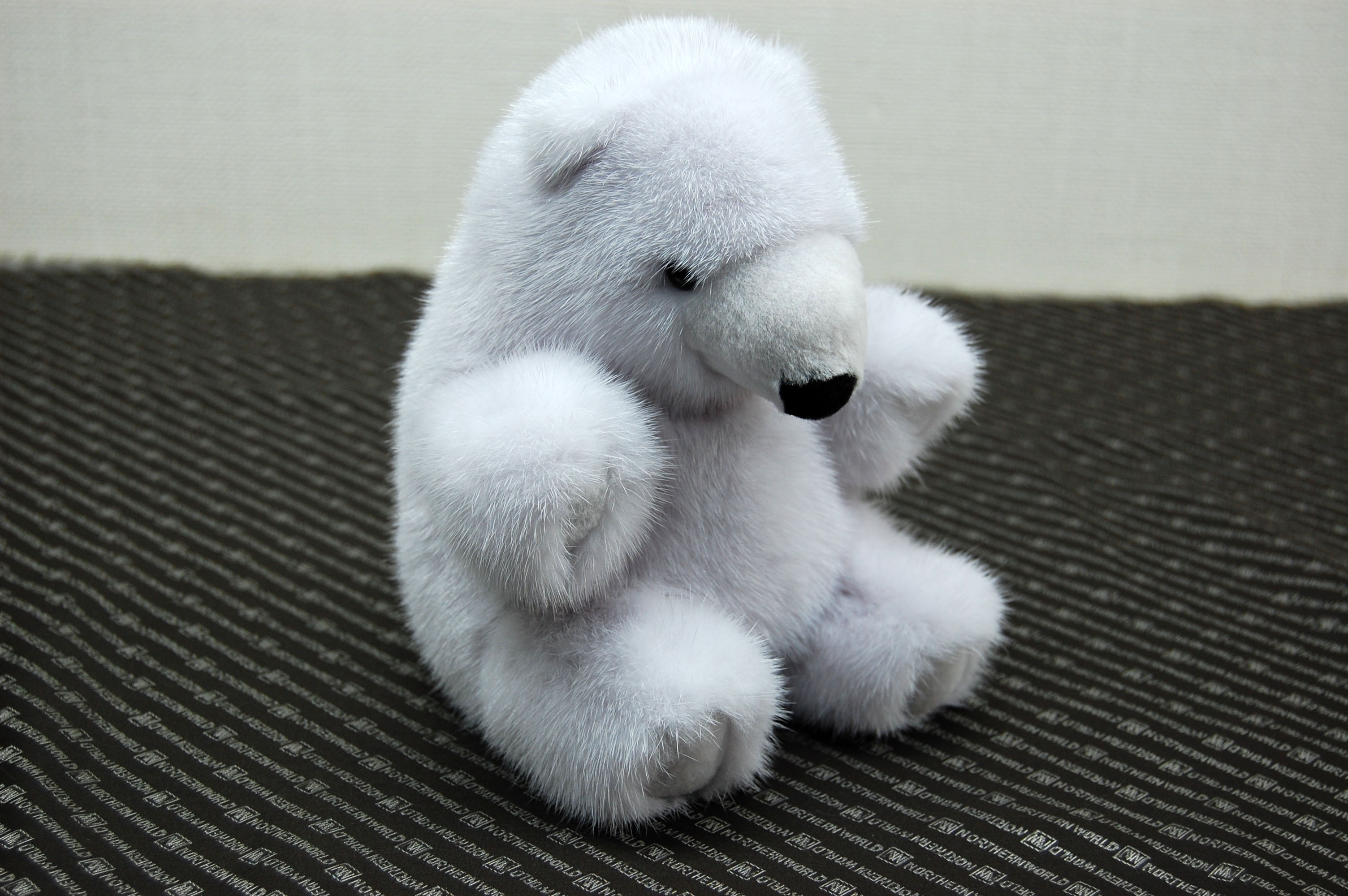 ミンク　ドール（ポーラーベア）の画像