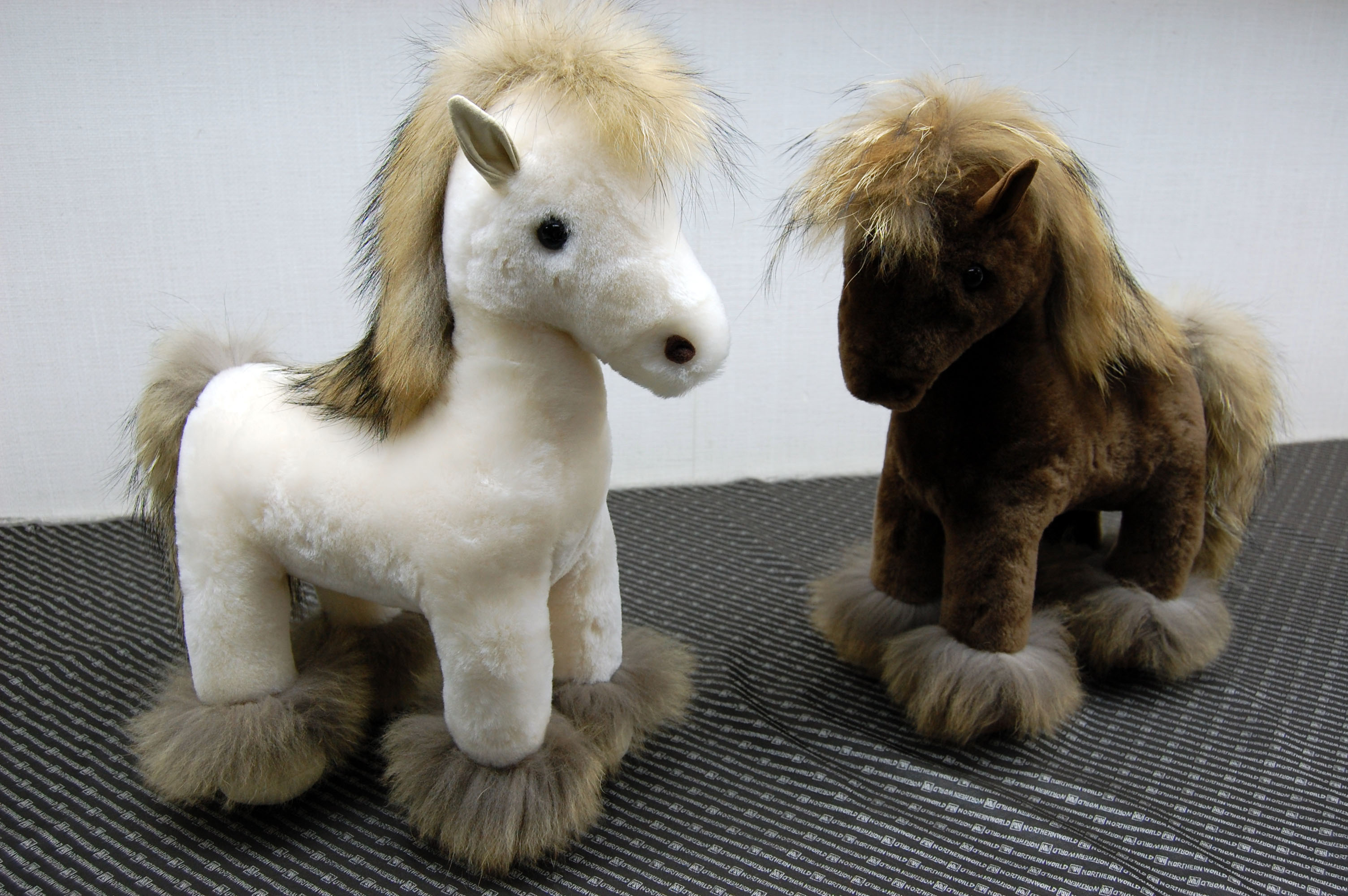 ムートン　ドール（ホース）の画像