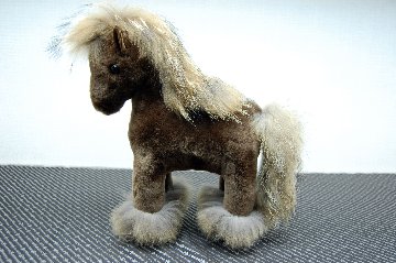 ムートン　ドール（ホース）の画像