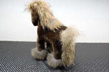 ムートン　ドール（ホース）の画像