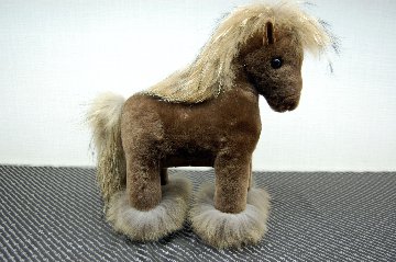 ムートン　ドール（ホース）の画像