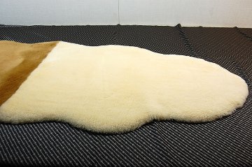 ムートン　ラグ（180cm）の画像