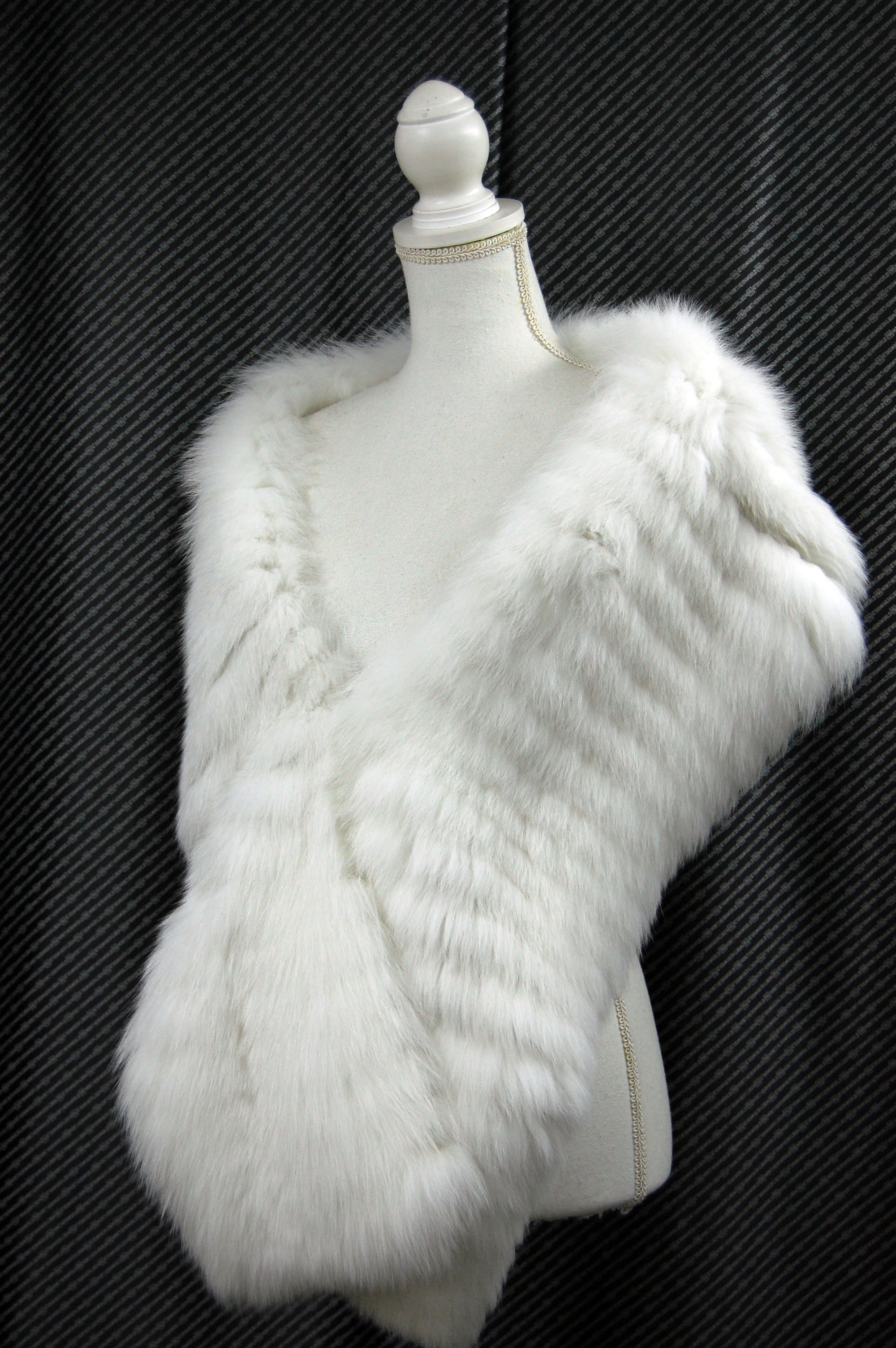 フォックス　ロングマフラーストールの画像