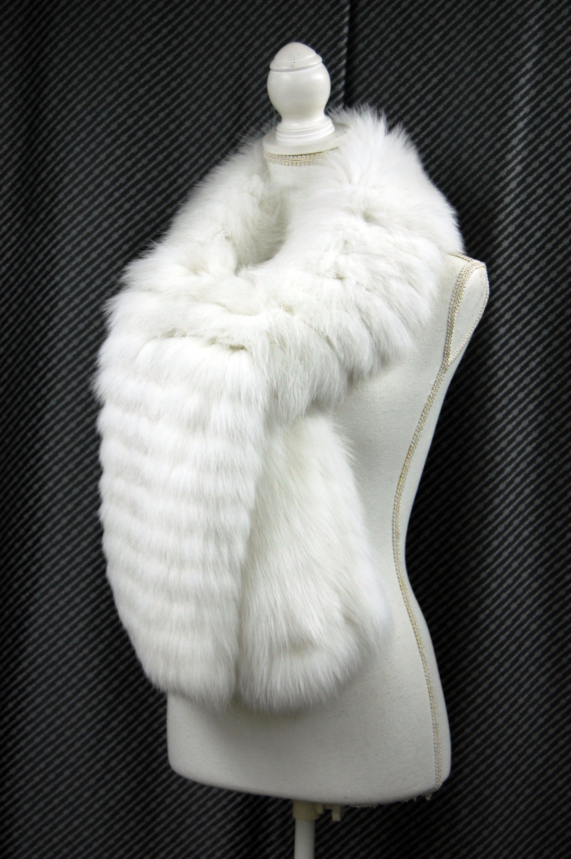 フォックス　ロングマフラーストールの画像