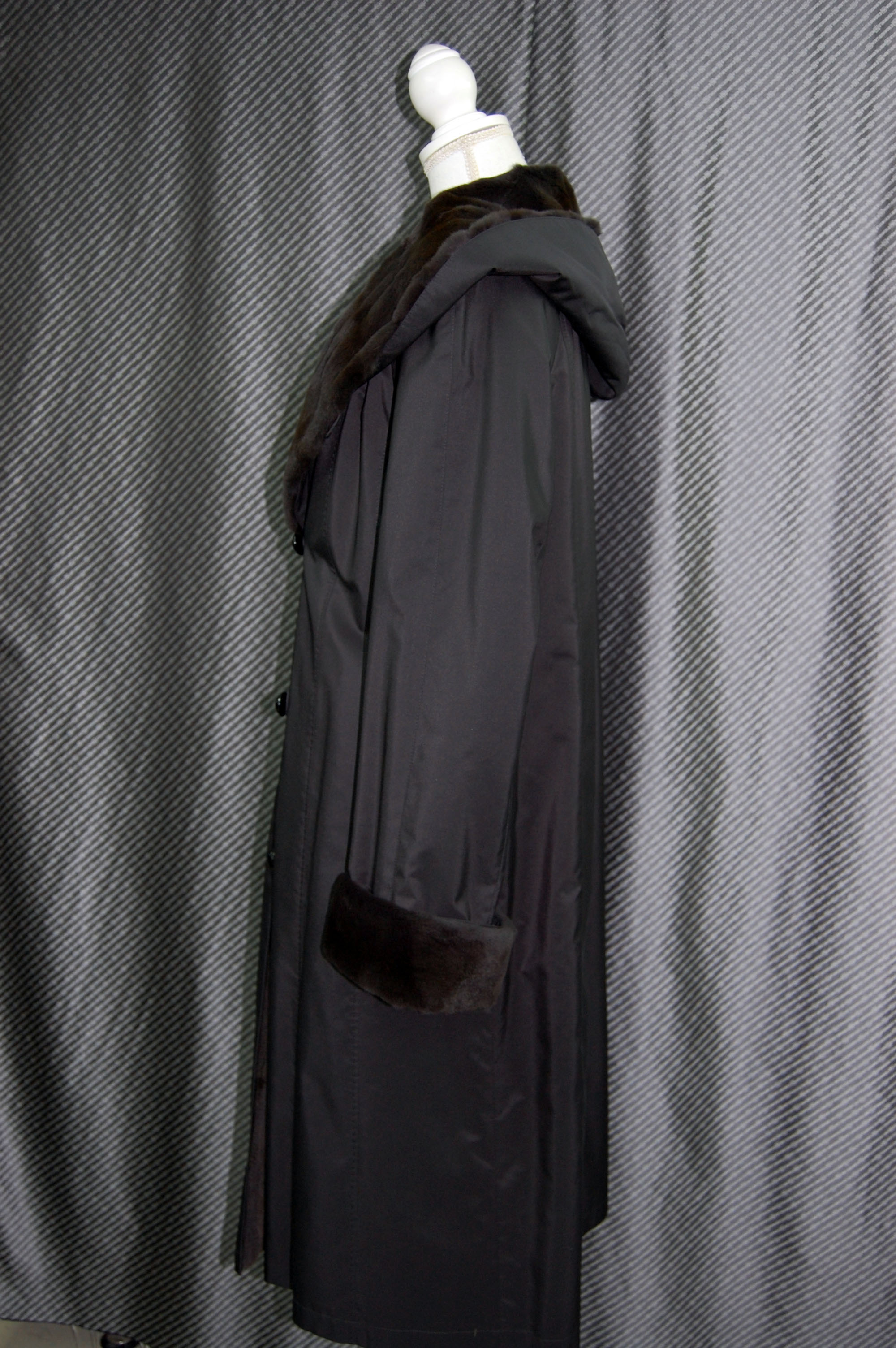 プラックトウィーゼルライナー付　フーディーロングコートの画像