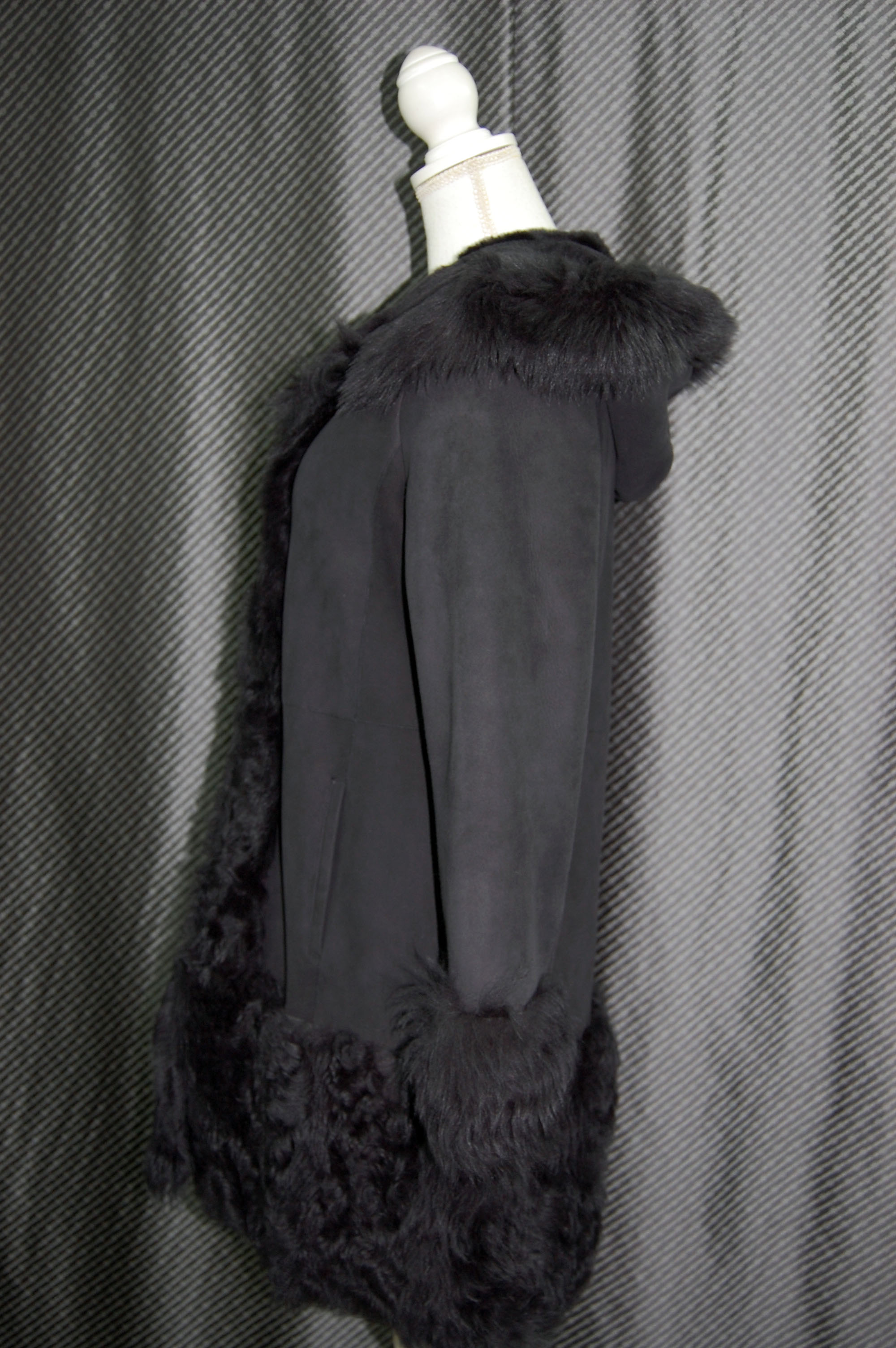 ムートン　ダブルフェイス長毛切り替えフーディーコートの画像