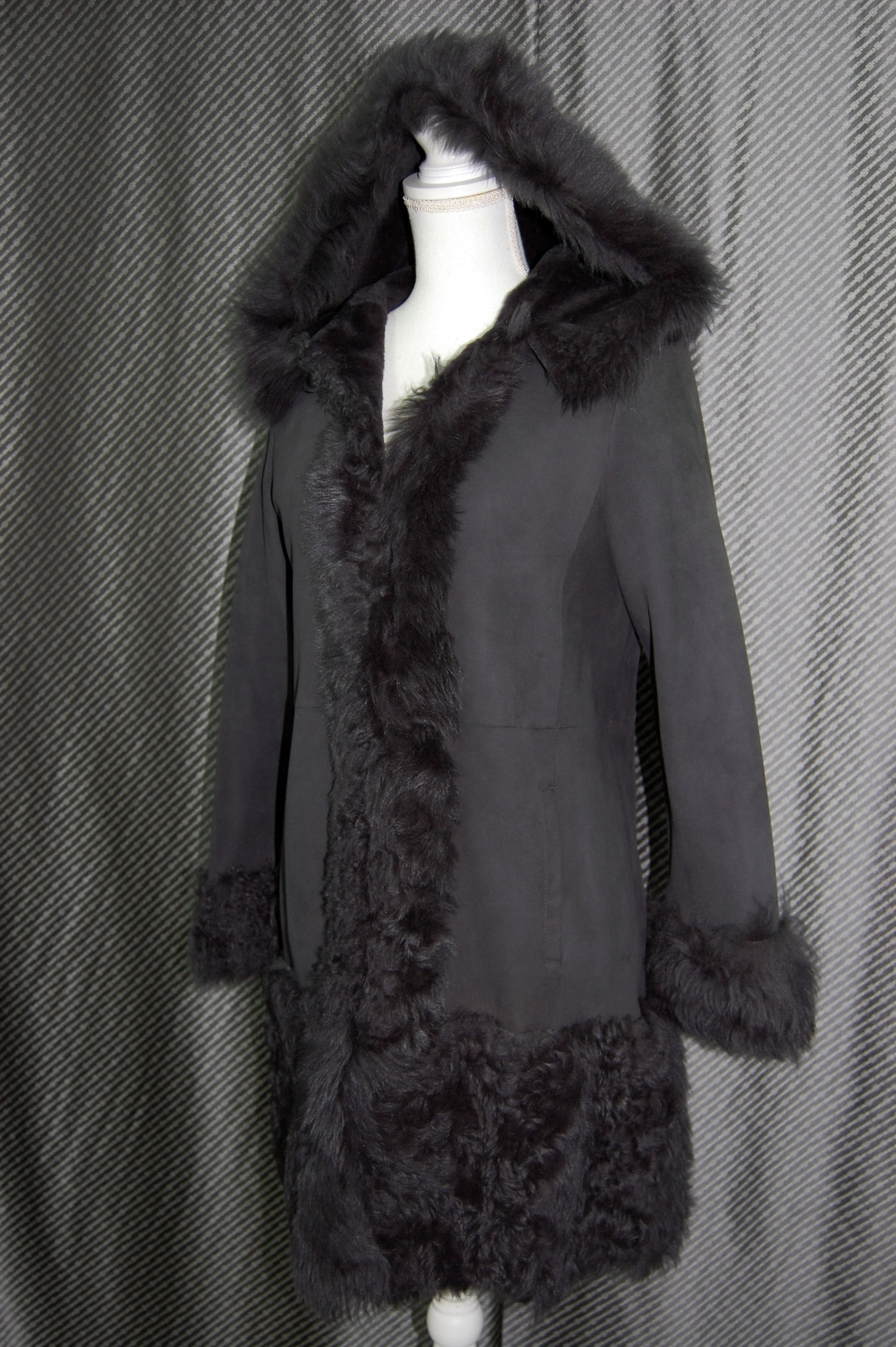 ムートン　ダブルフェイス長毛切り替えフーディーコートの画像