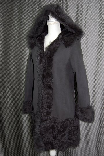 ムートン　ダブルフェイス長毛切り替えフーディーコートの画像