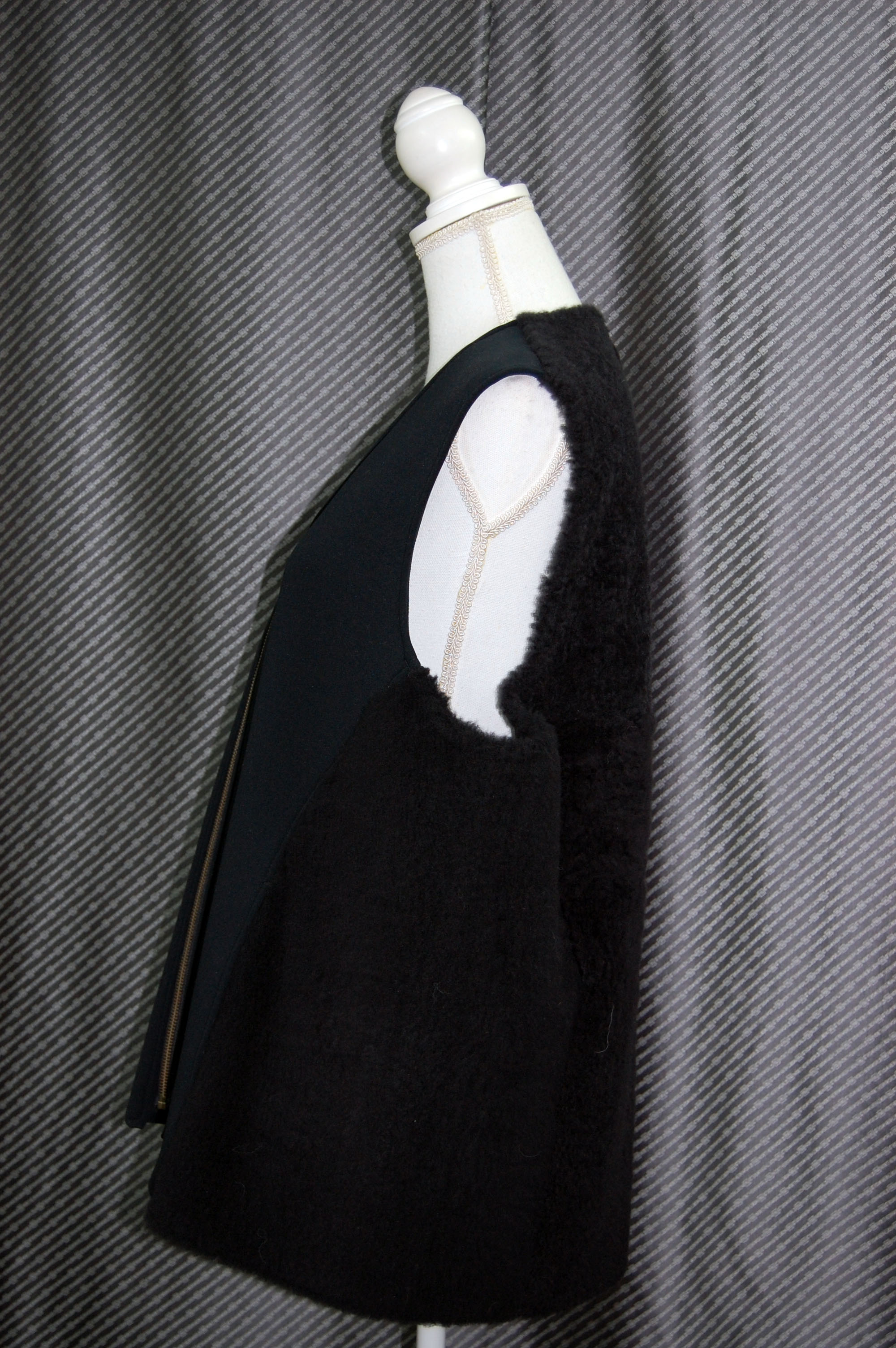 ムートンダブルフェイス＆ストレッチポリ　ベストの画像