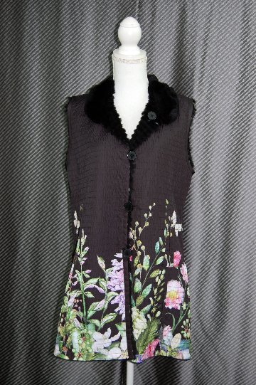 花柄プリント＆ラビットレイヤー　リバーシブルベストの画像