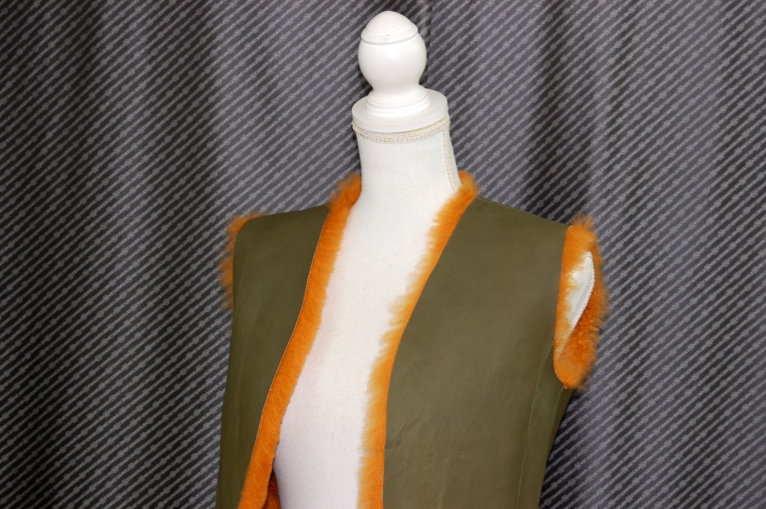 カシミヤゴート　ダブルフェイスジレの画像