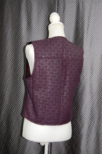 ムートンダブルフェイス　パンチングジレの画像