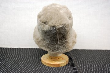 ムートン　バケットハットの画像