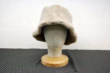 ムートン　バケットハットの画像