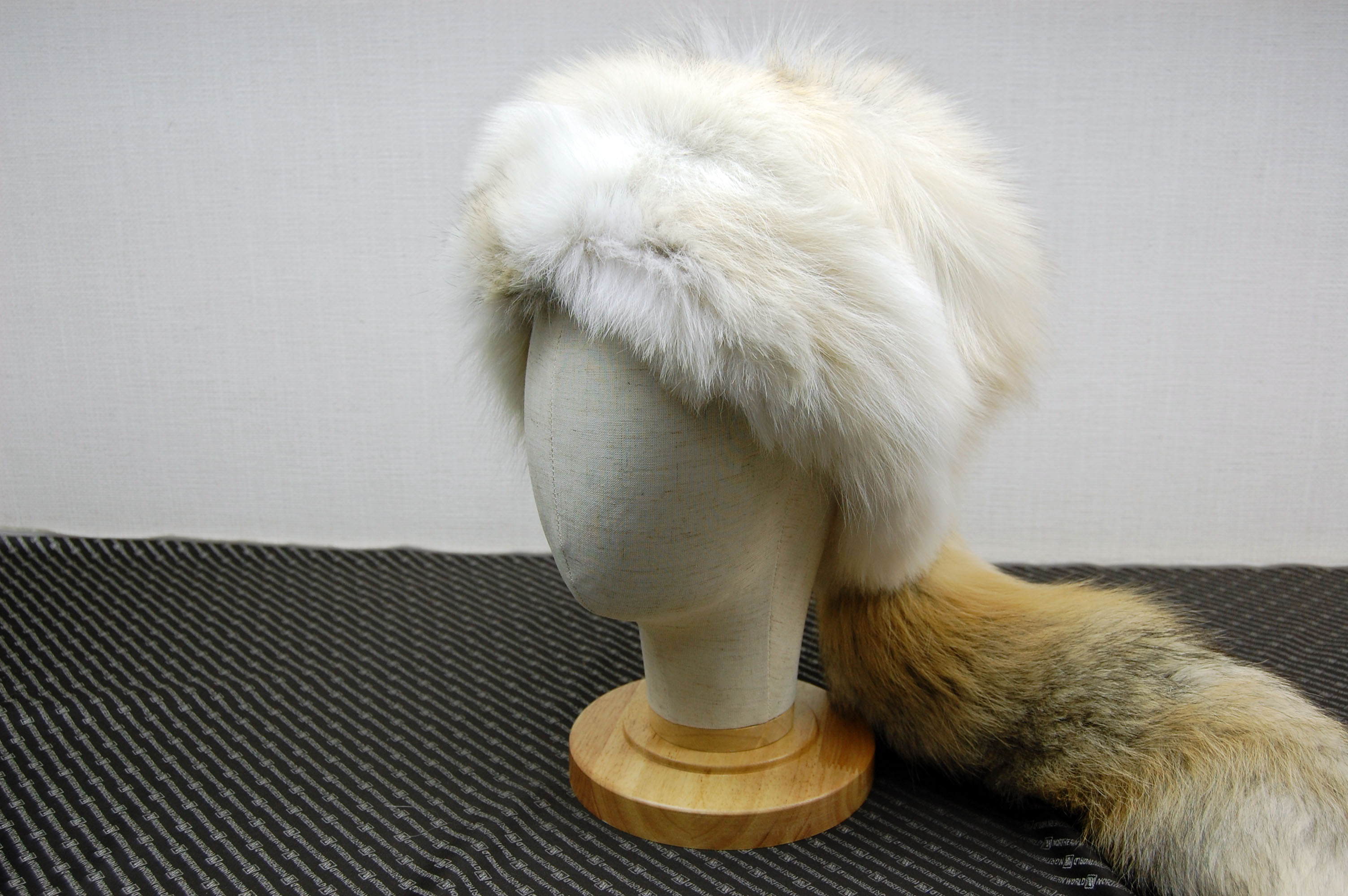 フォックス　クロケットハット　テール付の画像