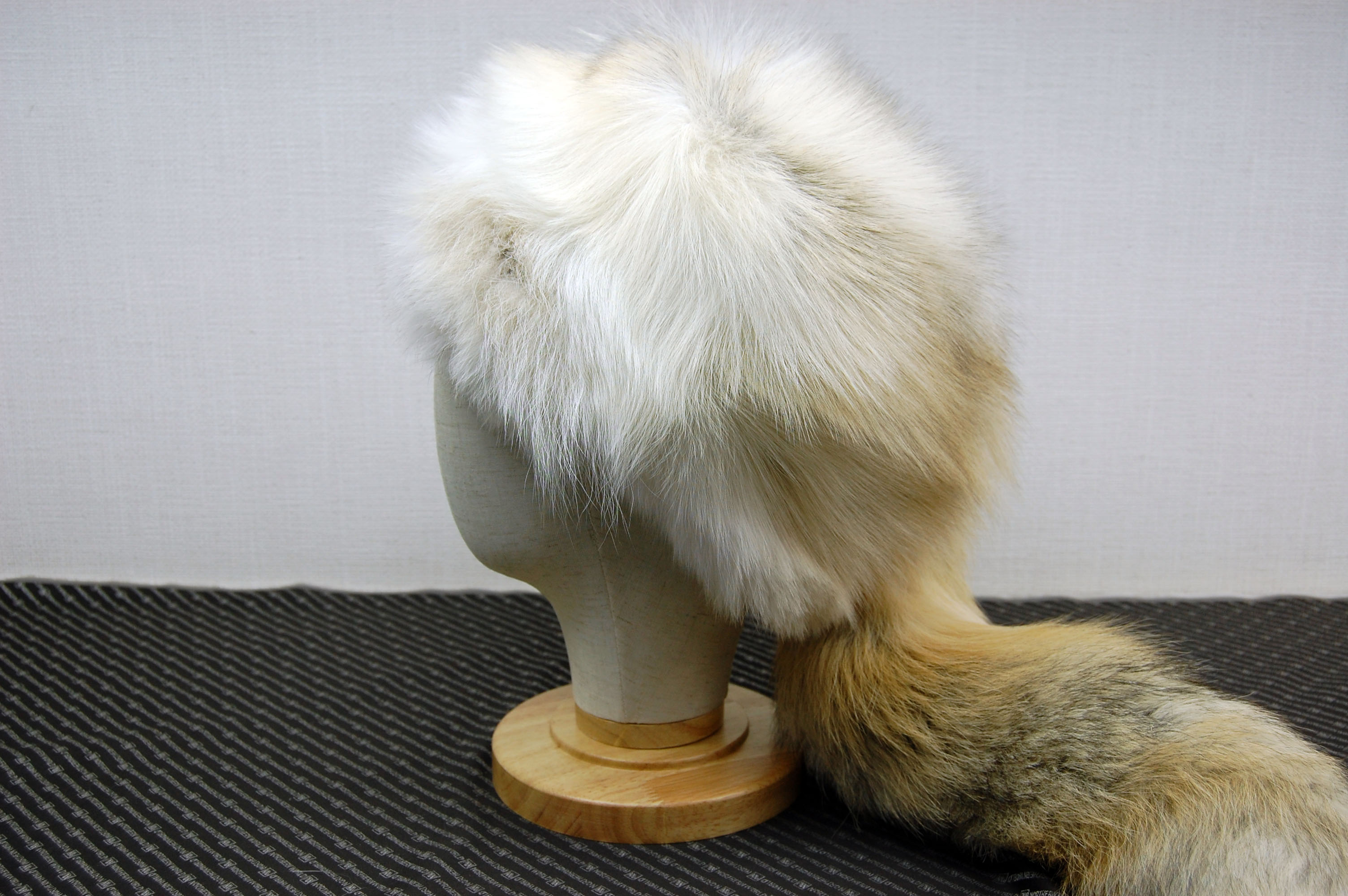 フォックス　クロケットハット　テール付の画像