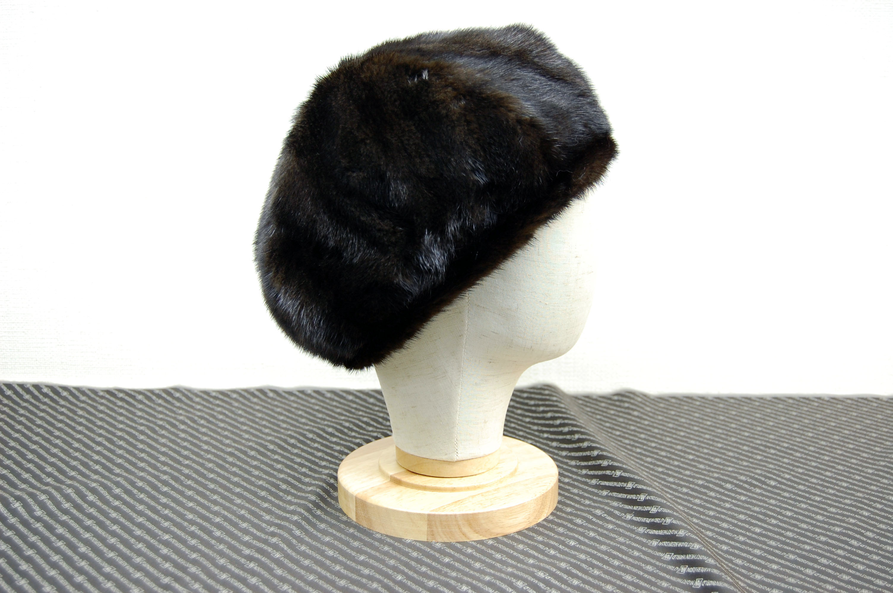 ミンク　ベレー帽の画像