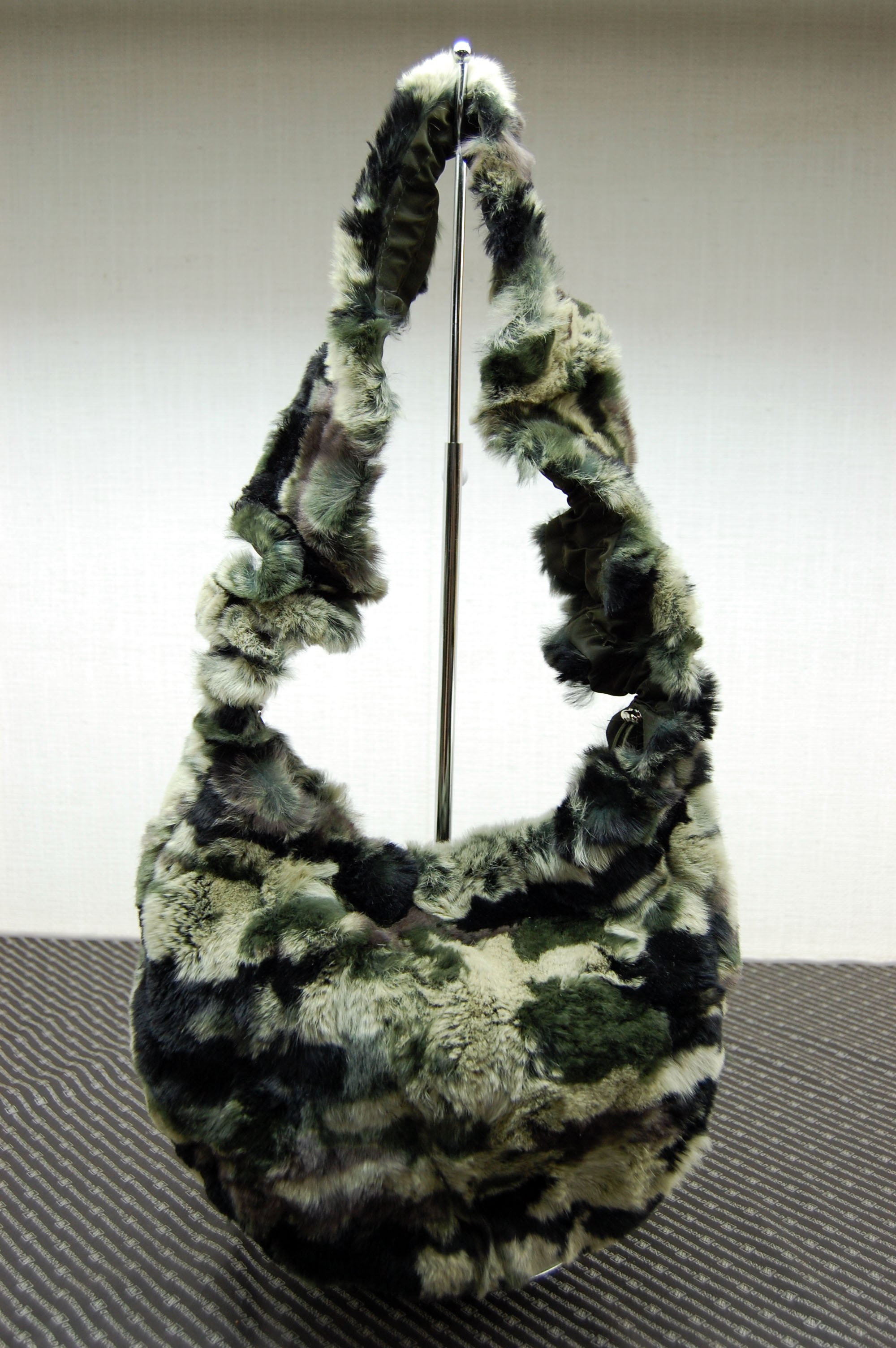 カモフラ柄レッキス　ショルダーバッグの画像