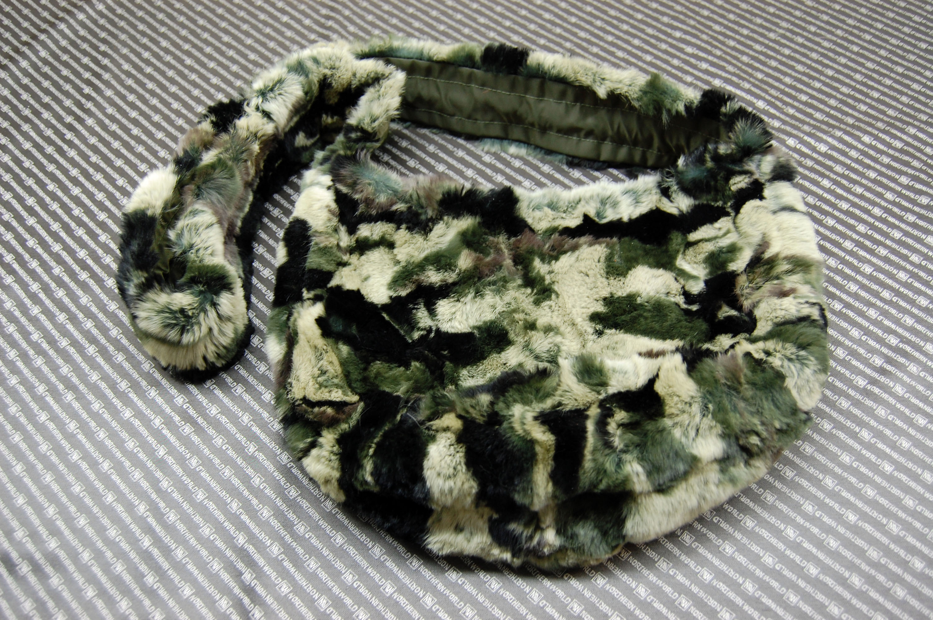 カモフラ柄レッキス　ショルダーバッグの画像