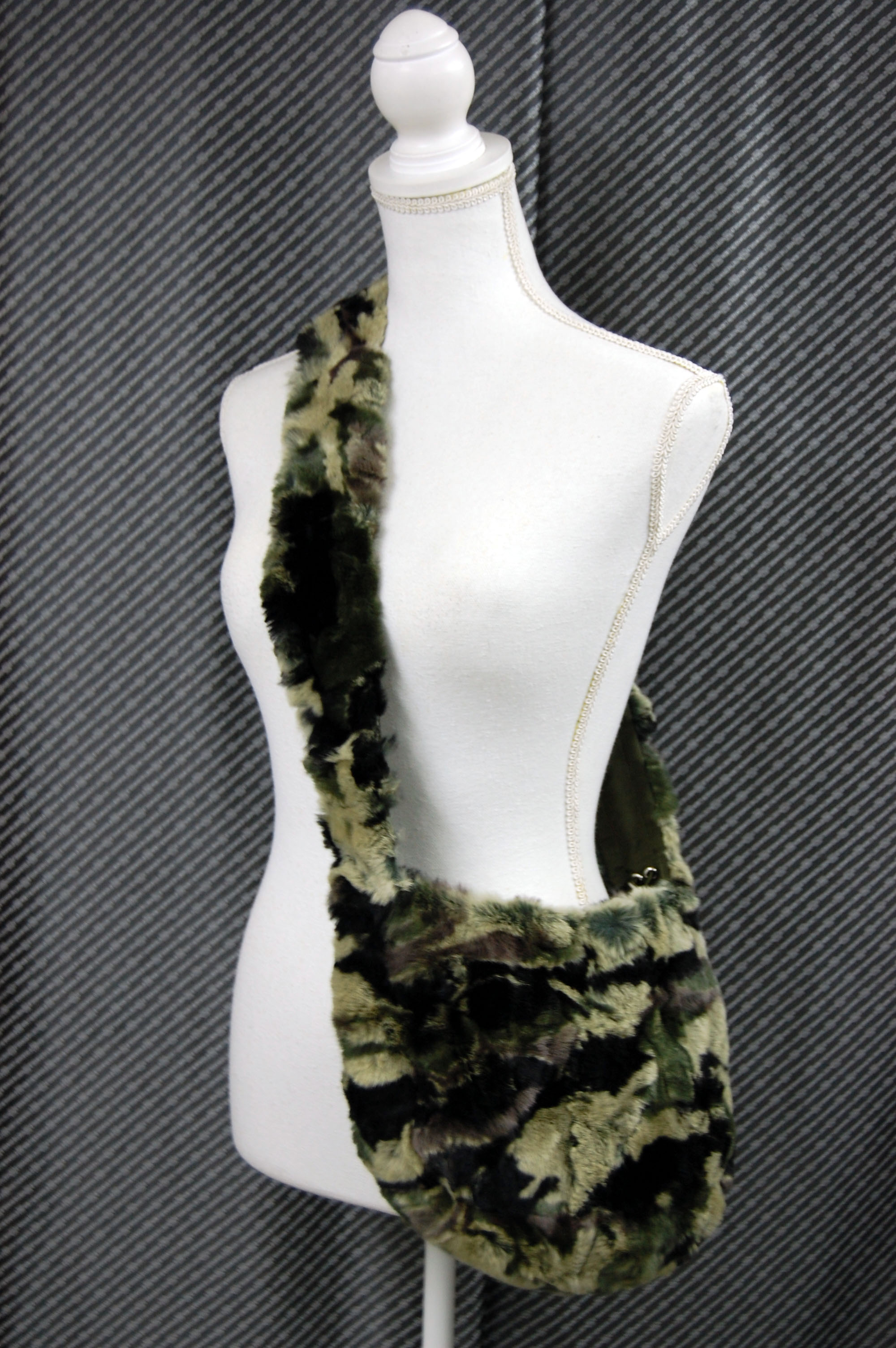 カモフラ柄レッキス　ショルダーバッグの画像