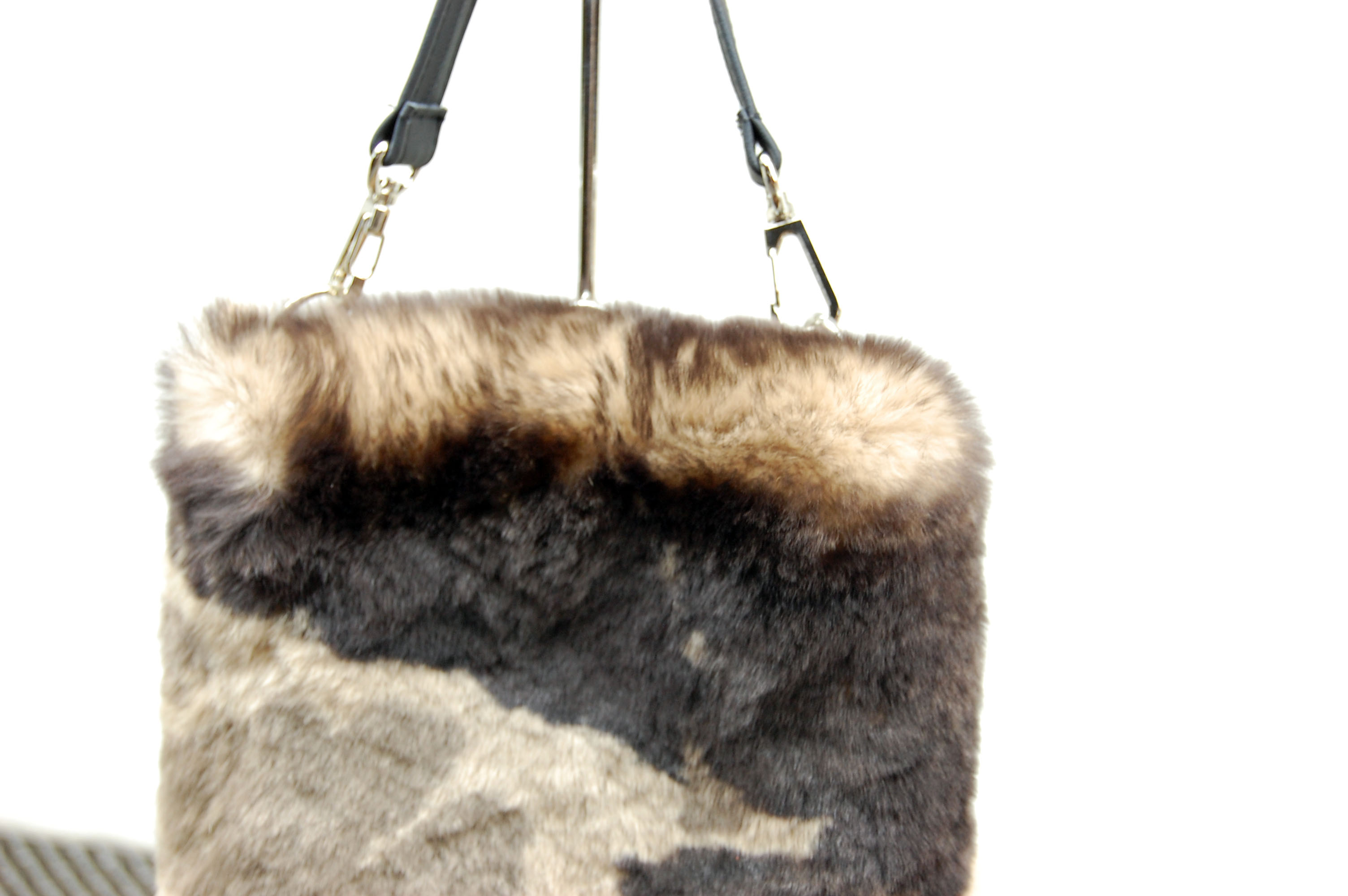 カモフラ柄レッキス　マチ無しミニバッグの画像