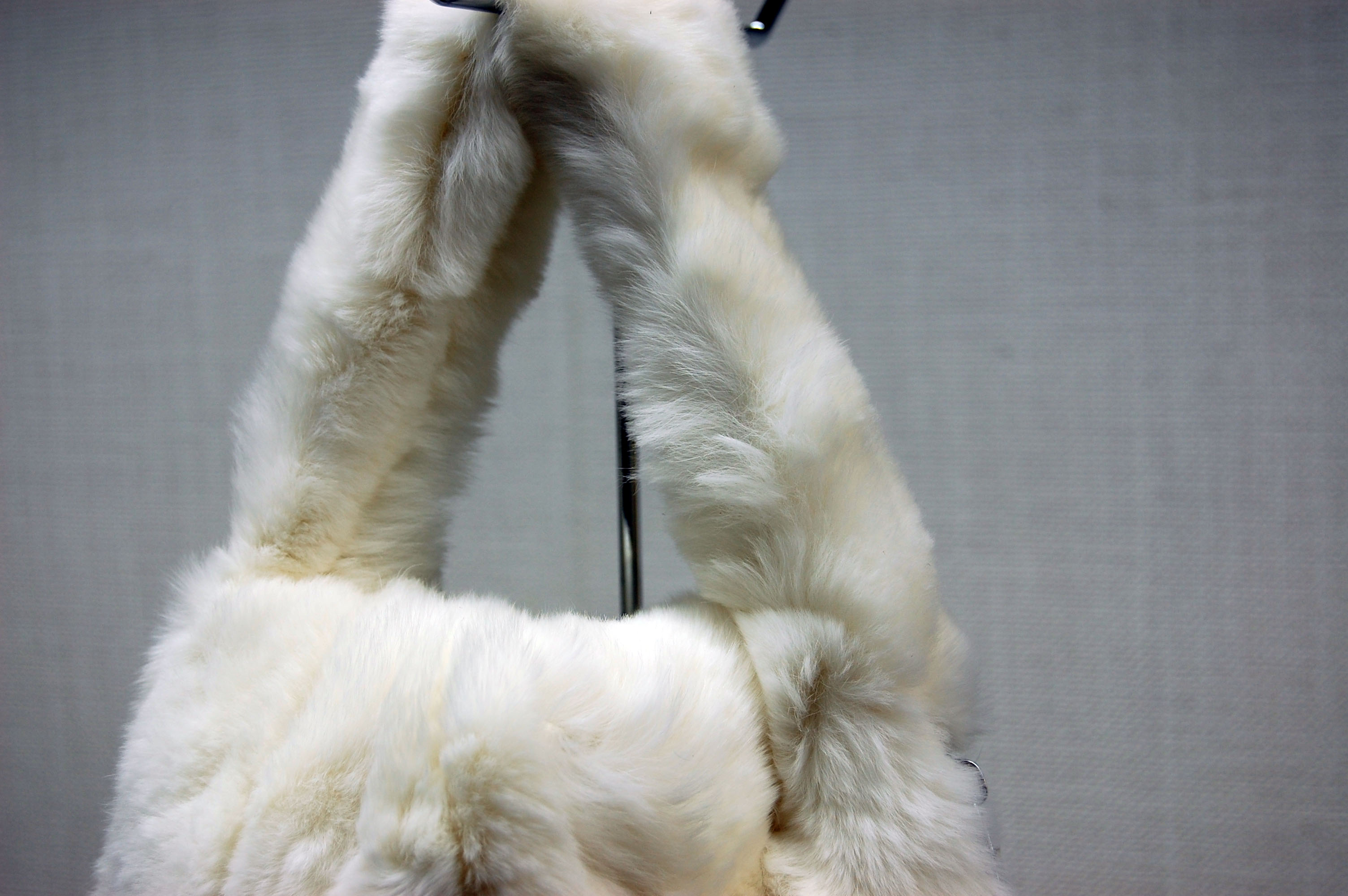 レッキスベリー　サイドファスナー縦型ハンドバッグの画像