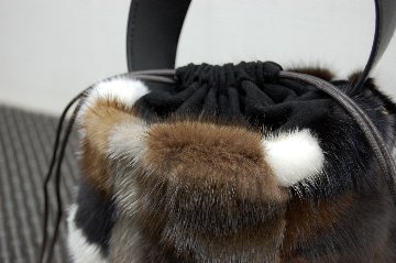 ミンク　丸底巾着ミニトートバッグの画像