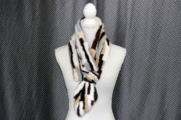 マルチカラーミンク　パッチワークマフラーの画像