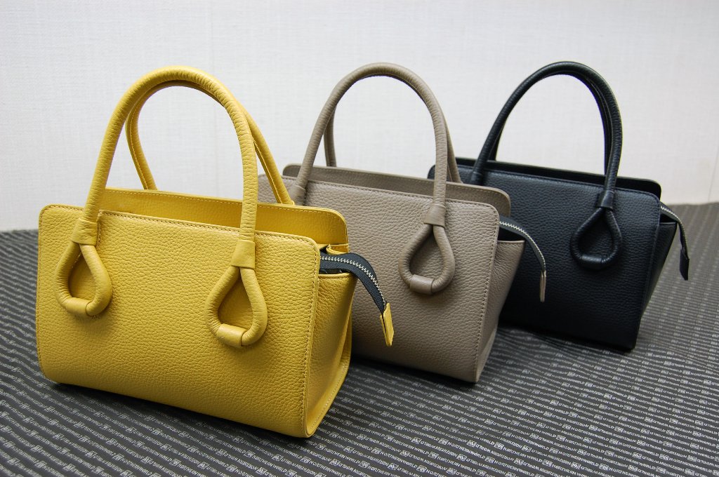 イタリアンカーフレザー　ミニトートバッグの画像