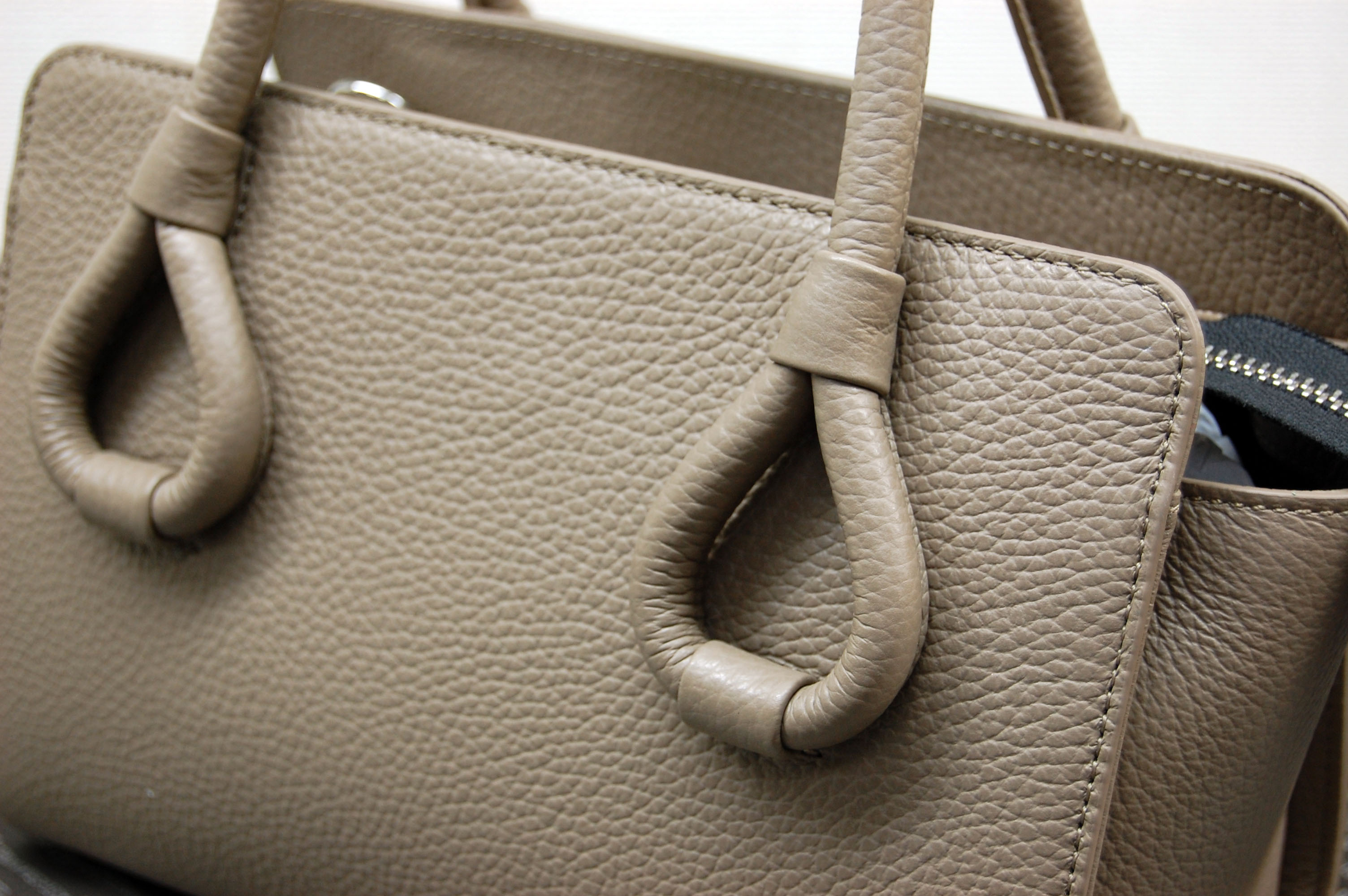 イタリアンカーフレザー　ミニトートバッグの画像