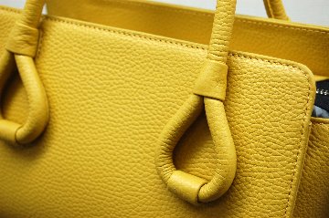 イタリアンカーフレザー　ミニトートバッグの画像