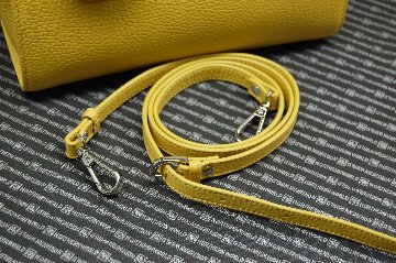 イタリアンカーフレザー　ミニトートバッグの画像