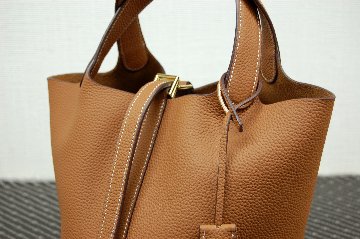 カーフレザー　インナーバッグ付バケットバッグの画像