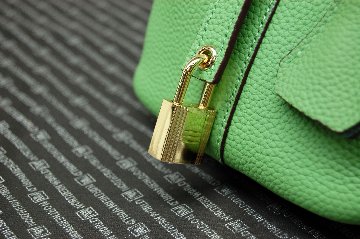 カーフレザー　インナーバッグ付バケットバッグの画像